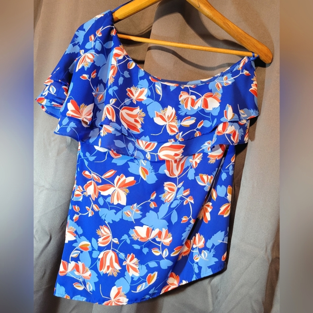 EUC Rose + Olive Floral Blue Off-Shoulder Women's Top Size Small